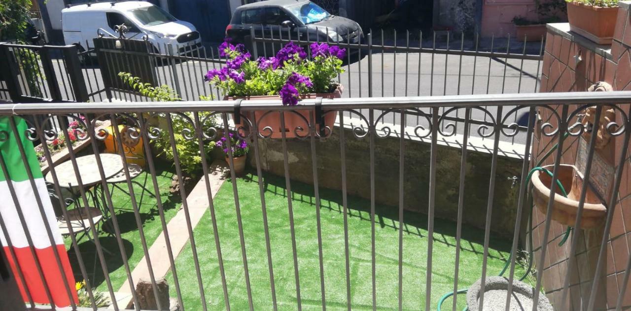 B & B Amici Dell'Etna Nicolosi Exterior photo